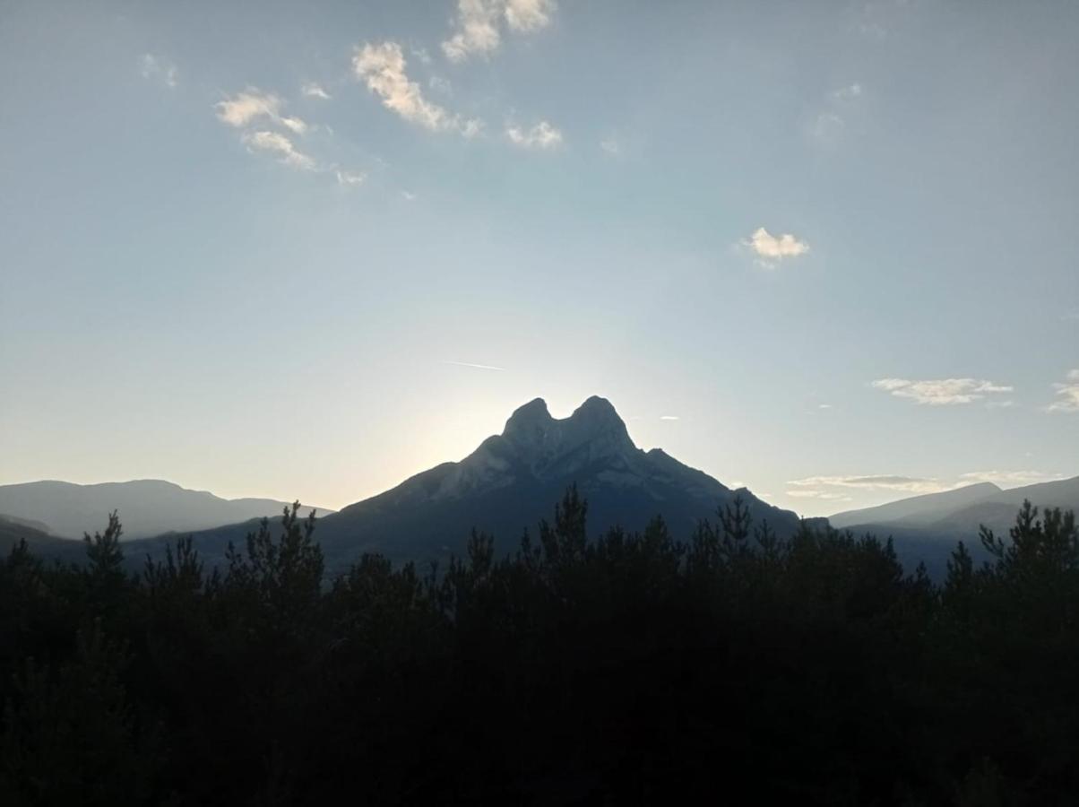 Saldes Pedraforca Lägenhet Exteriör bild