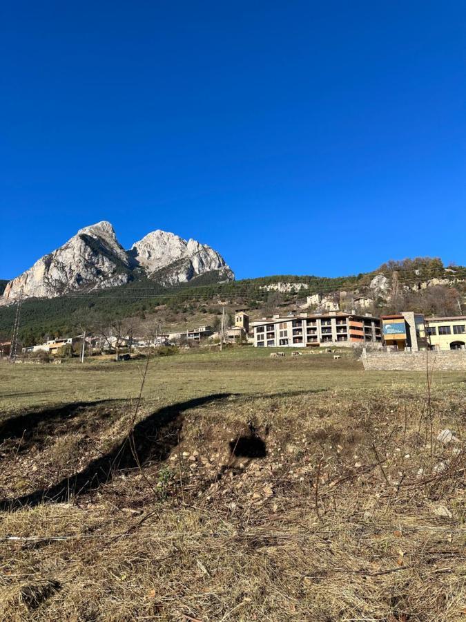 Saldes Pedraforca Lägenhet Exteriör bild